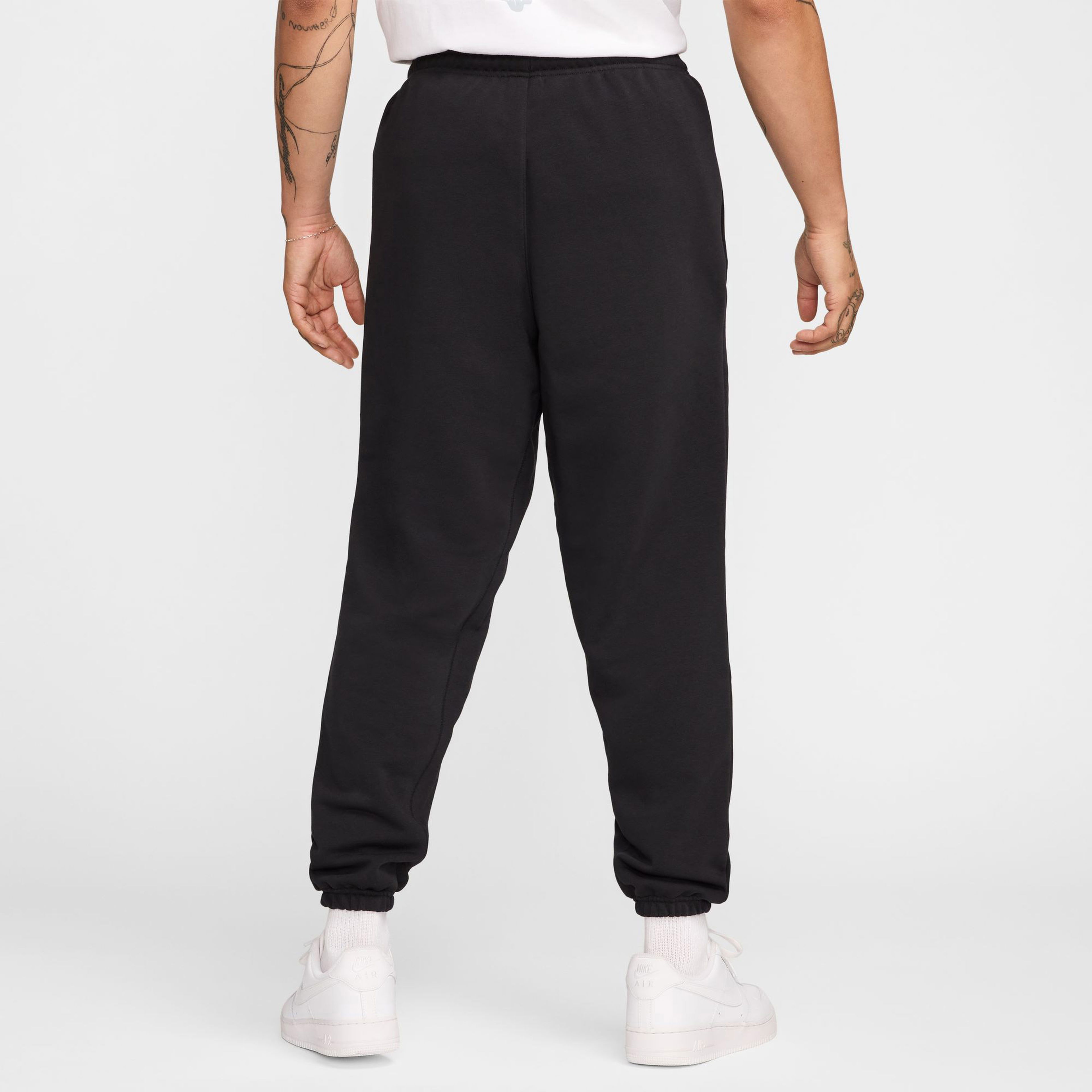 Nike Standard Issue Erkek Siyah Eşofman Altı