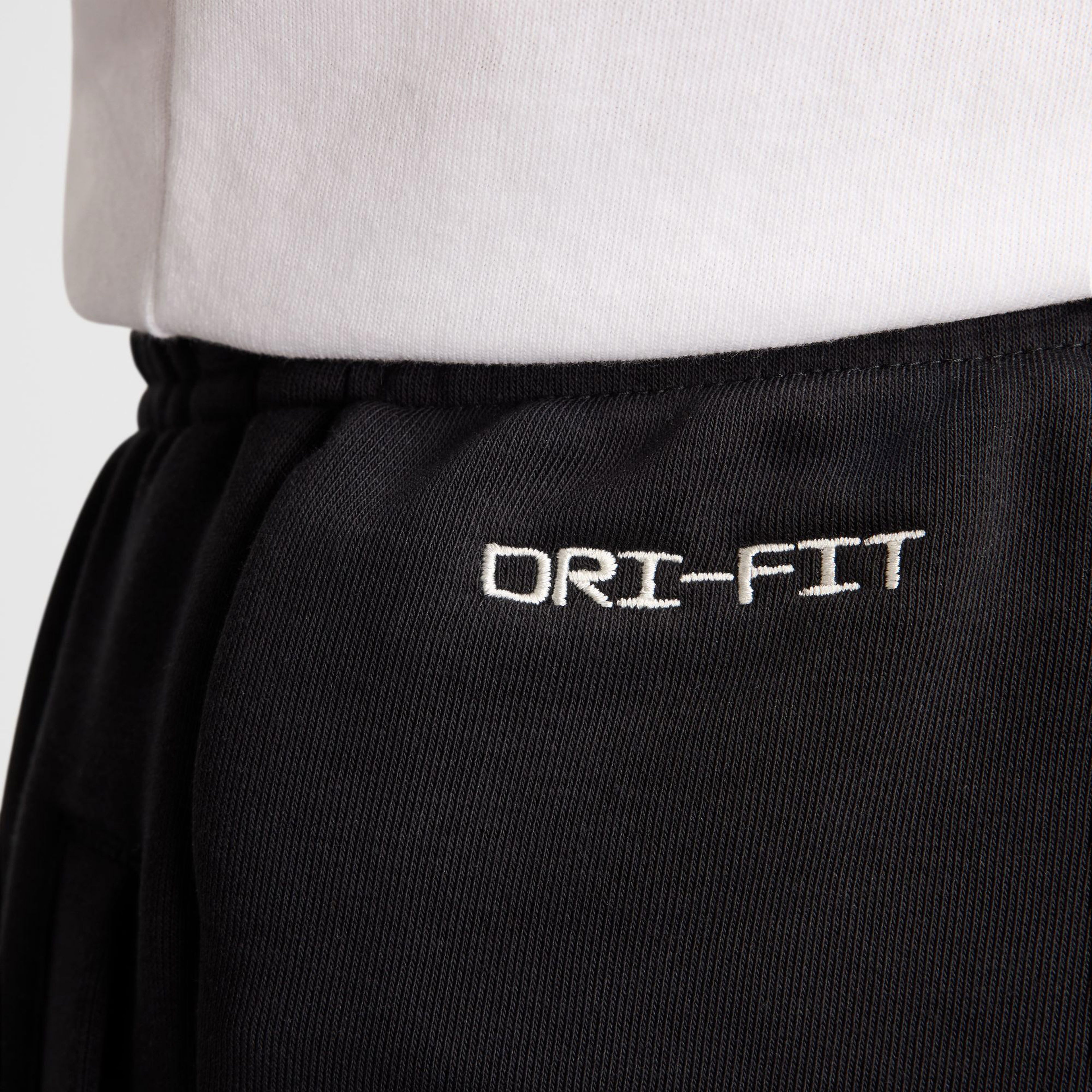 Nike Standard Issue Erkek Siyah Eşofman Altı