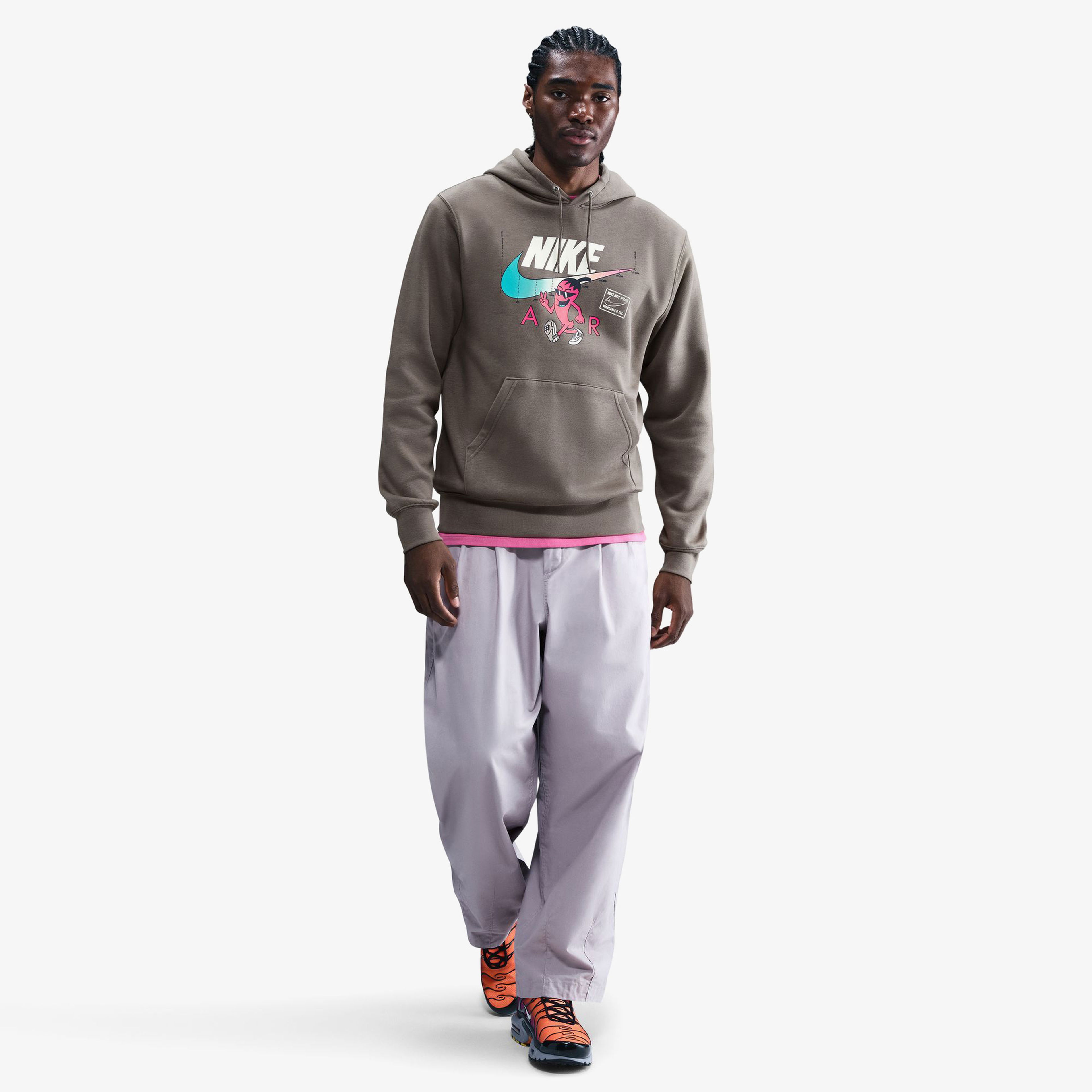 Nike Sportswear Club Gfx Erkek Kahverengi Sweatshirt