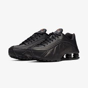 Nike Shox R4 Kadın Siyah Spor Ayakkabı