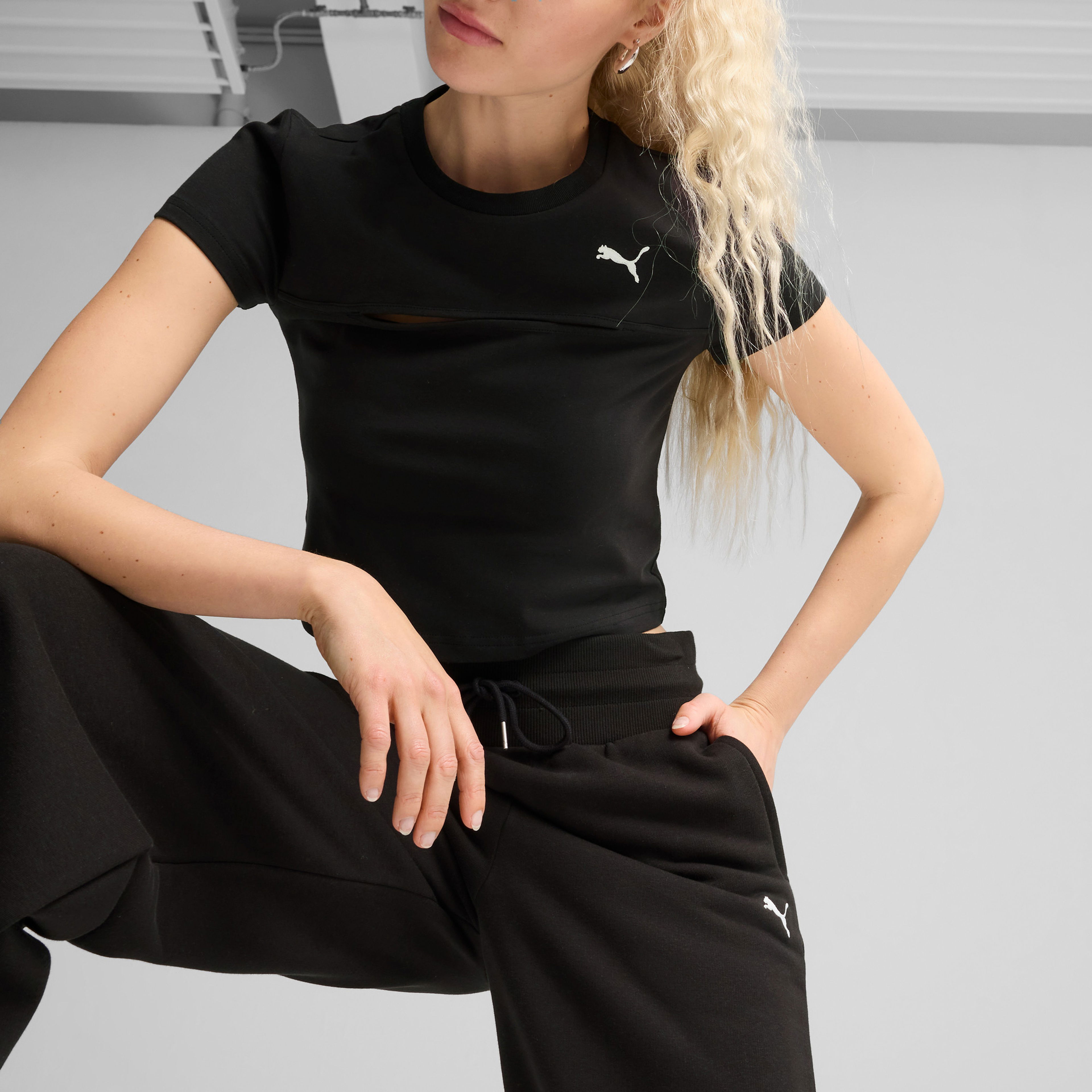 Puma Wardrobe Essentials Relaxed Kadın Siyah Eşofman Altı