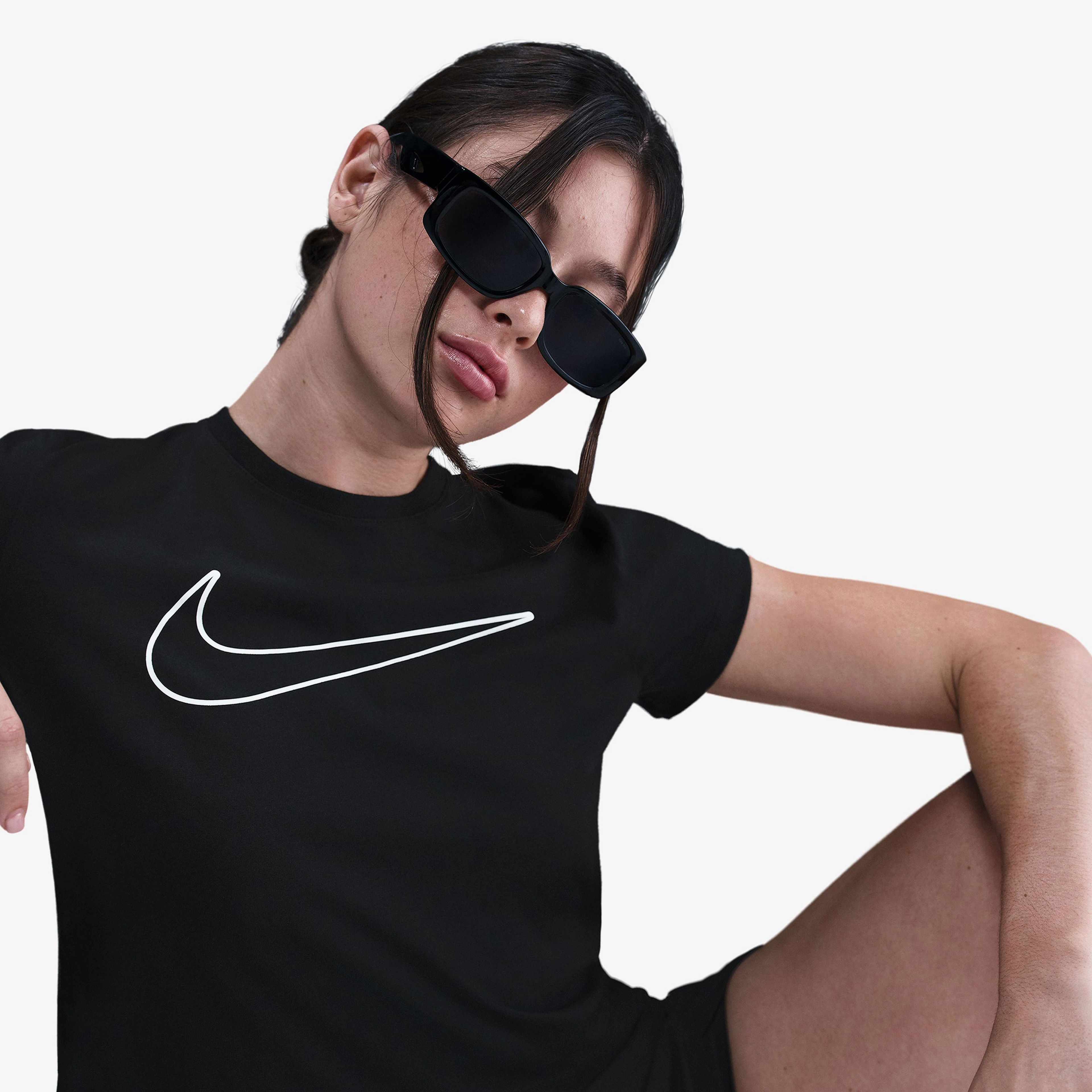 Nike Club SS Kadın Siyah T-Shirt